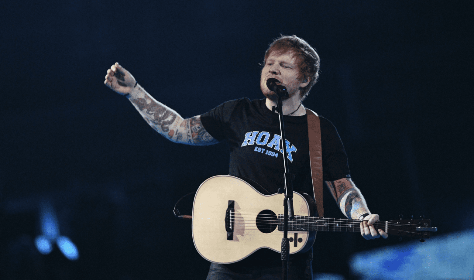 Onderzoek - door muziek van Ed Sheeran eet je meer